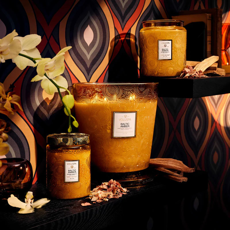 Baltic Amber 18oz Glass Candle
