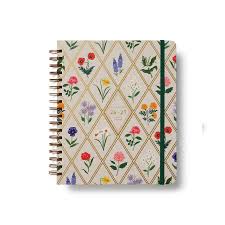 2027 Garden 17 Month Planner