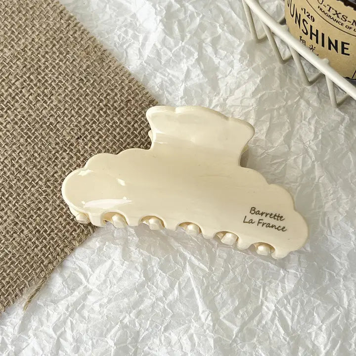 Vintage Scallop Claw Clip