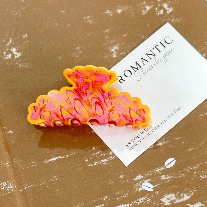 Wave Edged Tie Dye Claw Clip