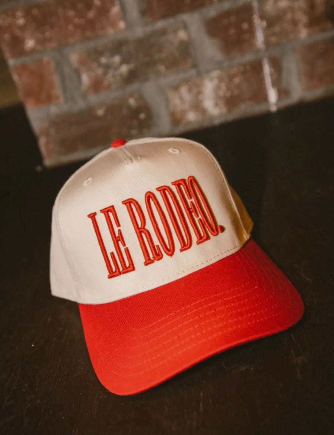 Le Rodeo Red/Tan Hat