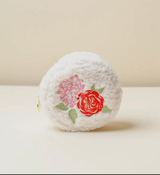 Circle Roses Teddy Pouch