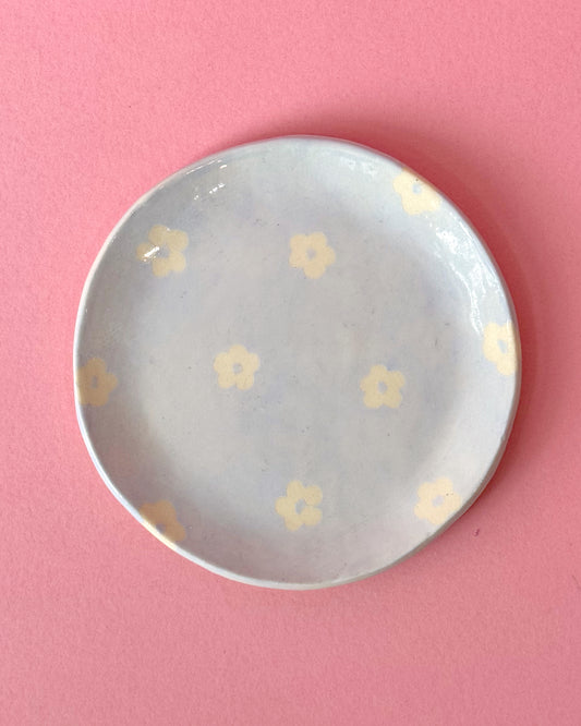 Periwinkle Petunia Ring Dish