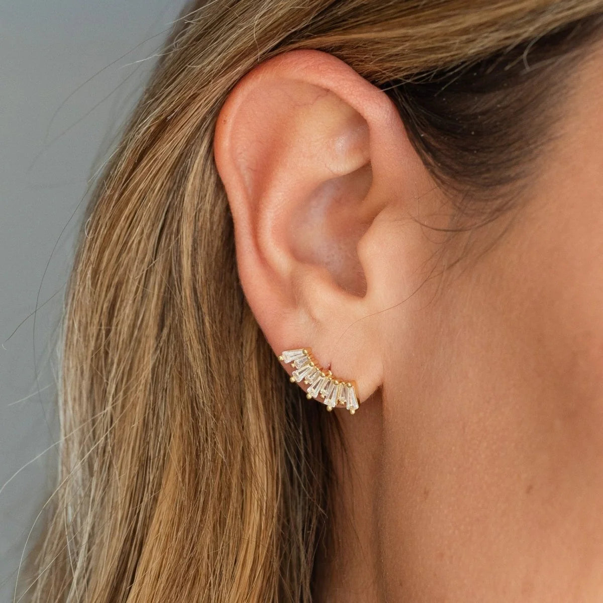 Curved Baguette Stud