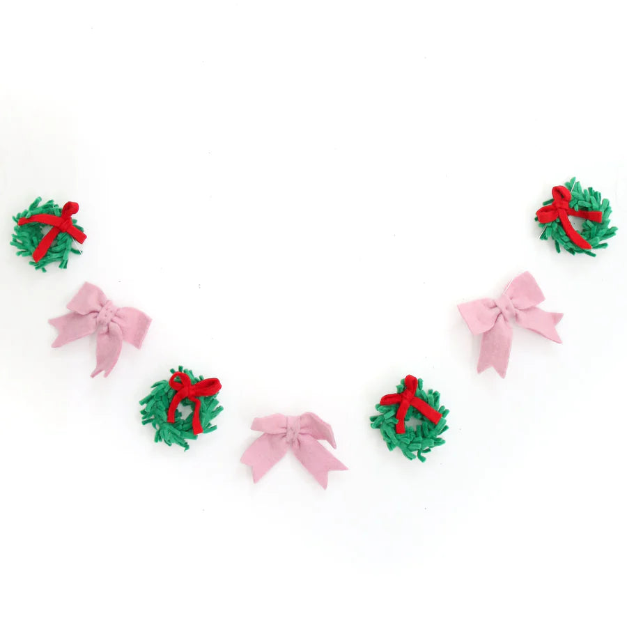 Wreaths & Bows Garland