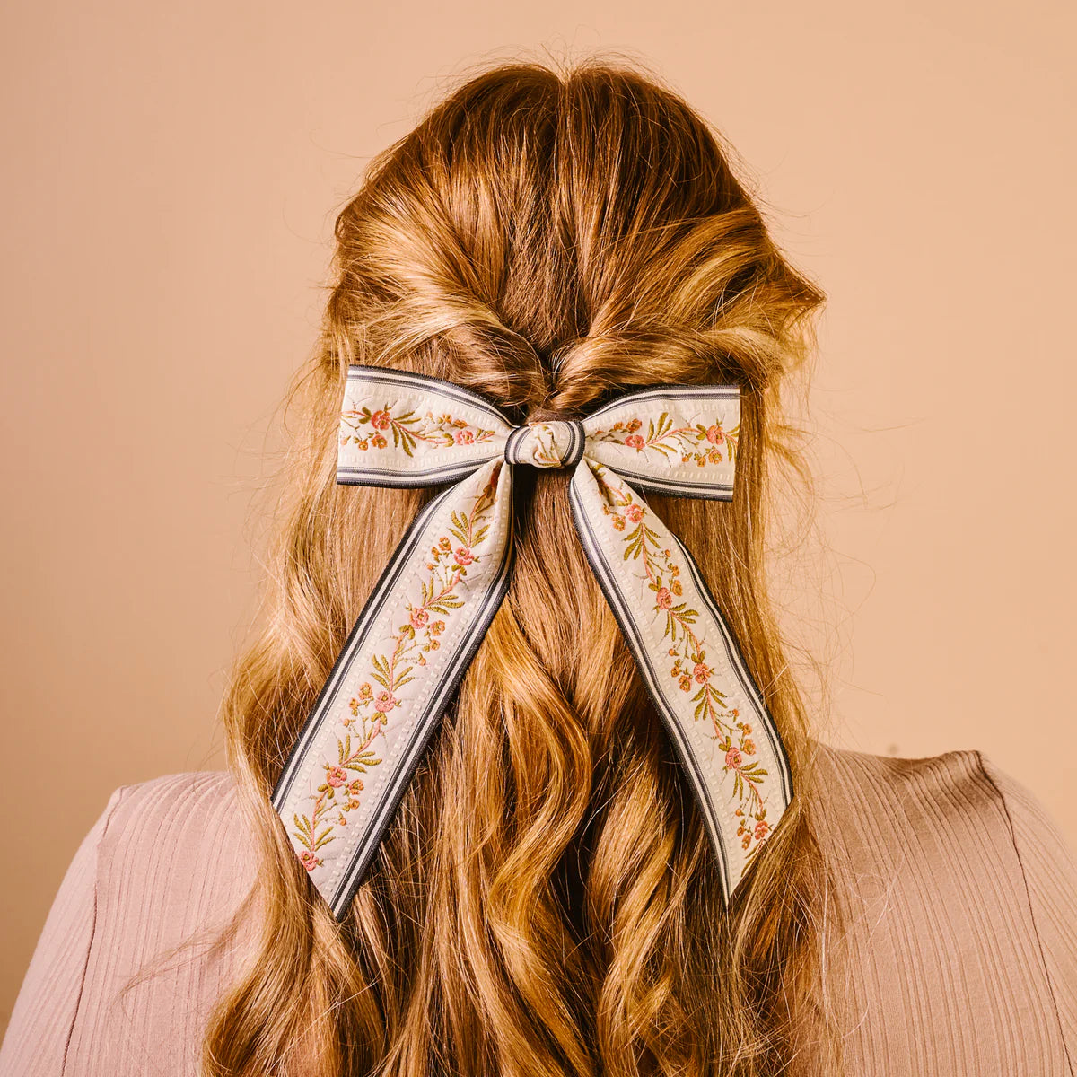 Cream Cottage Crush Hair Bow
