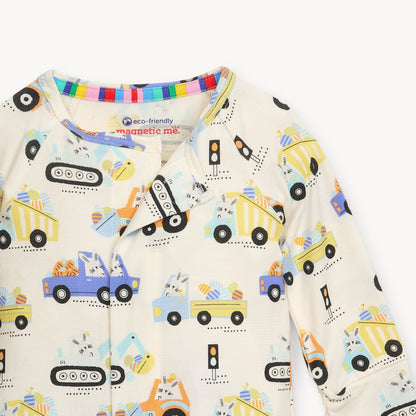 Deliver w/Hare Footie