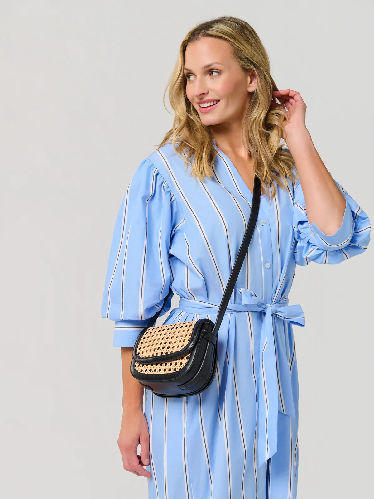 Lyra Black Crossbody Purse
