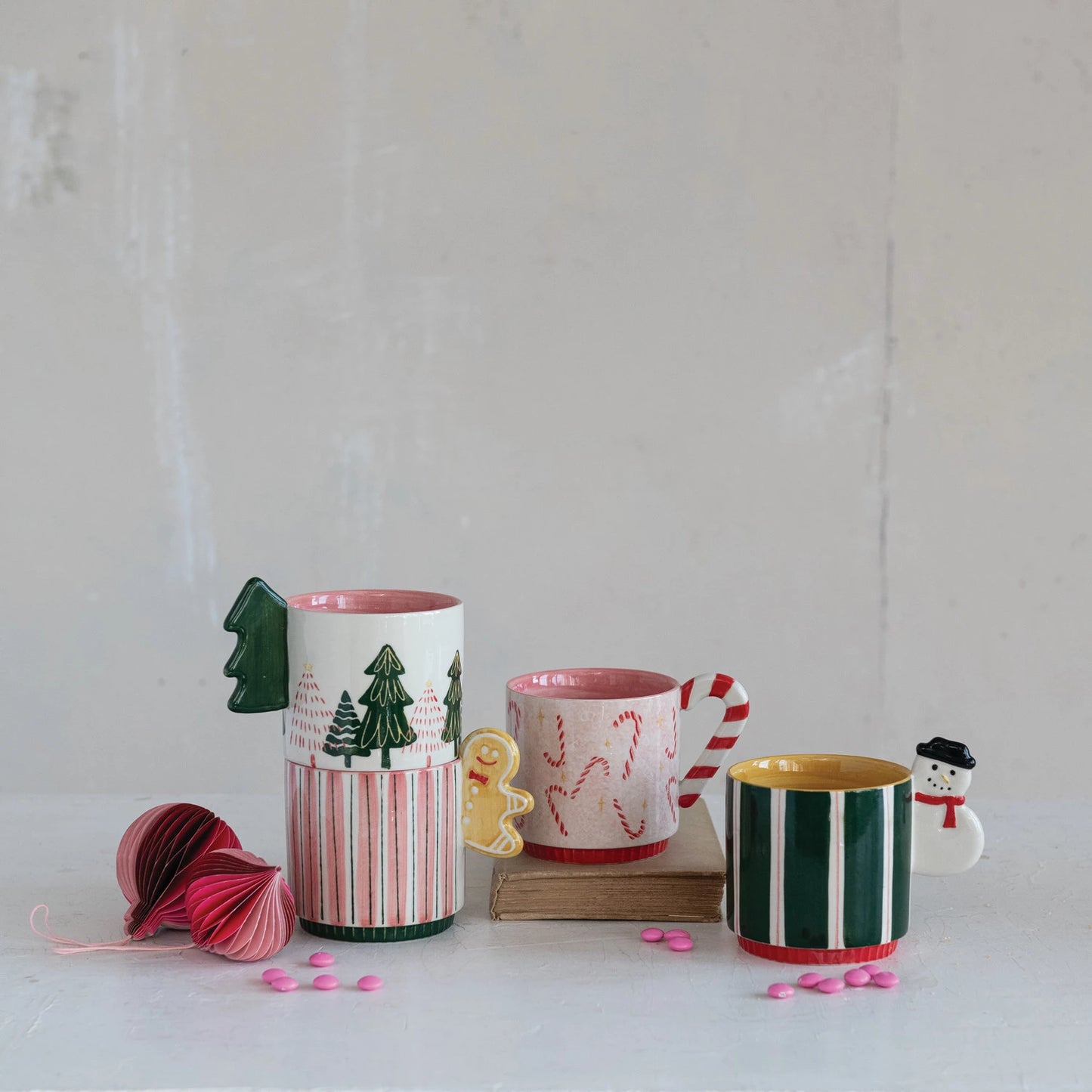 Decorative Holiday Mugs Asst