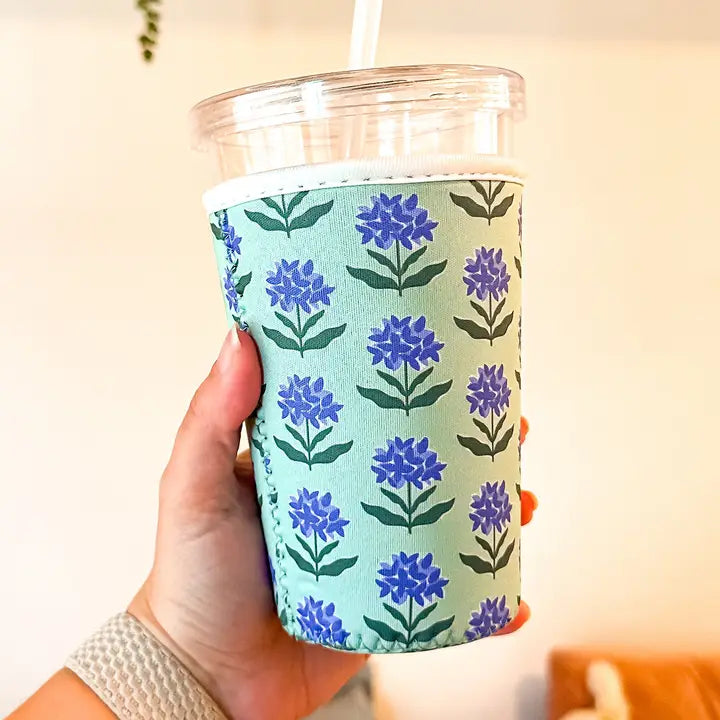 Hydrangea Drink Sleeve