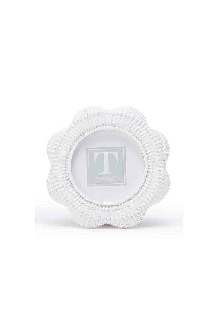 Scallop Rattan Woven Small Frame