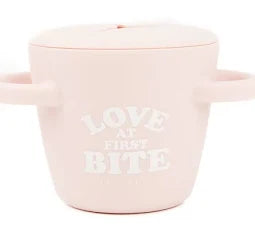 Love First Bite Happy Snacker