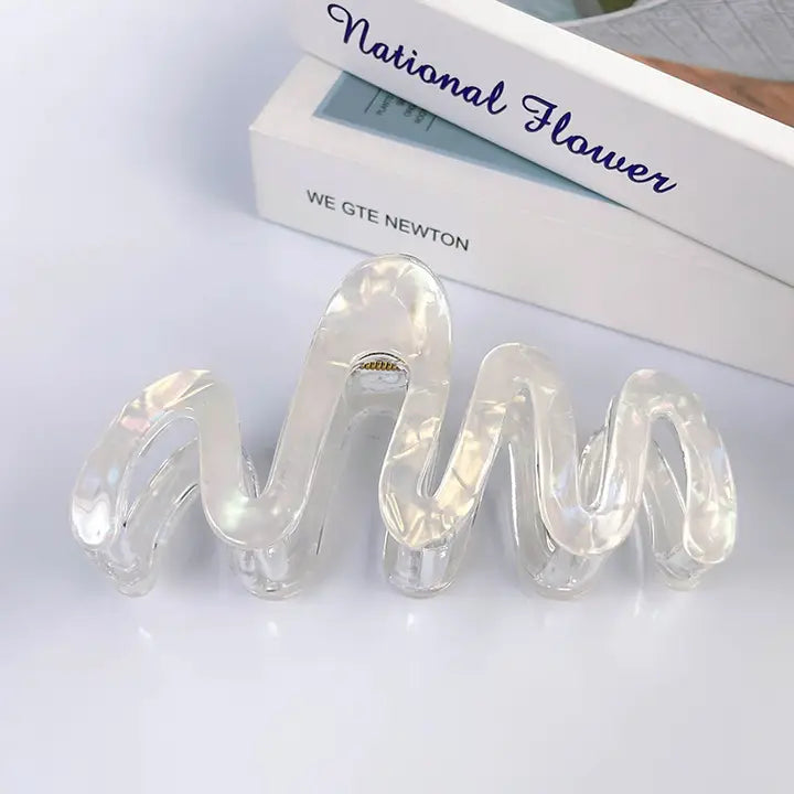 Colorful Wave Claw Clip